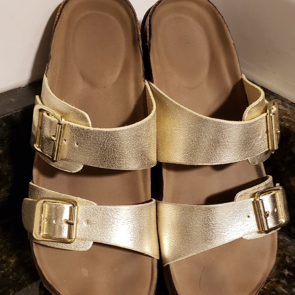 Madden girl Brando footbed sandal